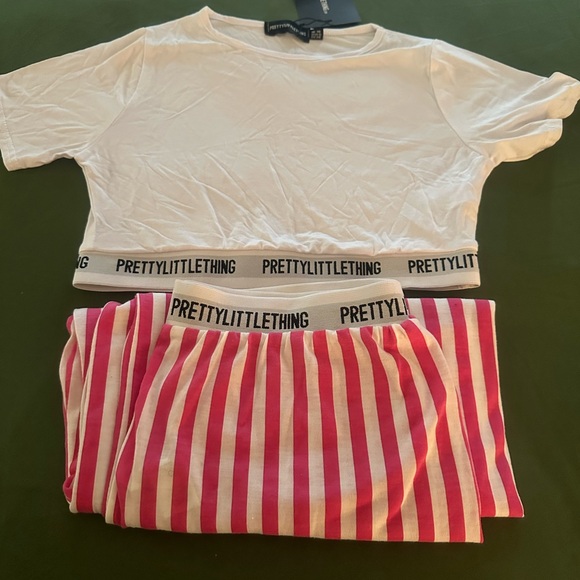 PrettyLittleThing PJ's - Picture 5 of 5